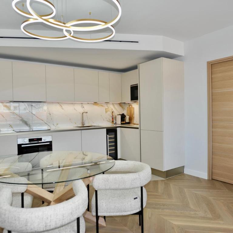 Luxury Romantic Cannes 45 Croisette Two Bedrooms - Apartamento de 2 dormitorios - 9