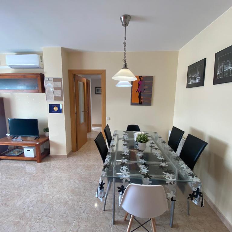 Apartamento Cinca Pirineo en Aínsa - Three-Bedroom Apartment - 4