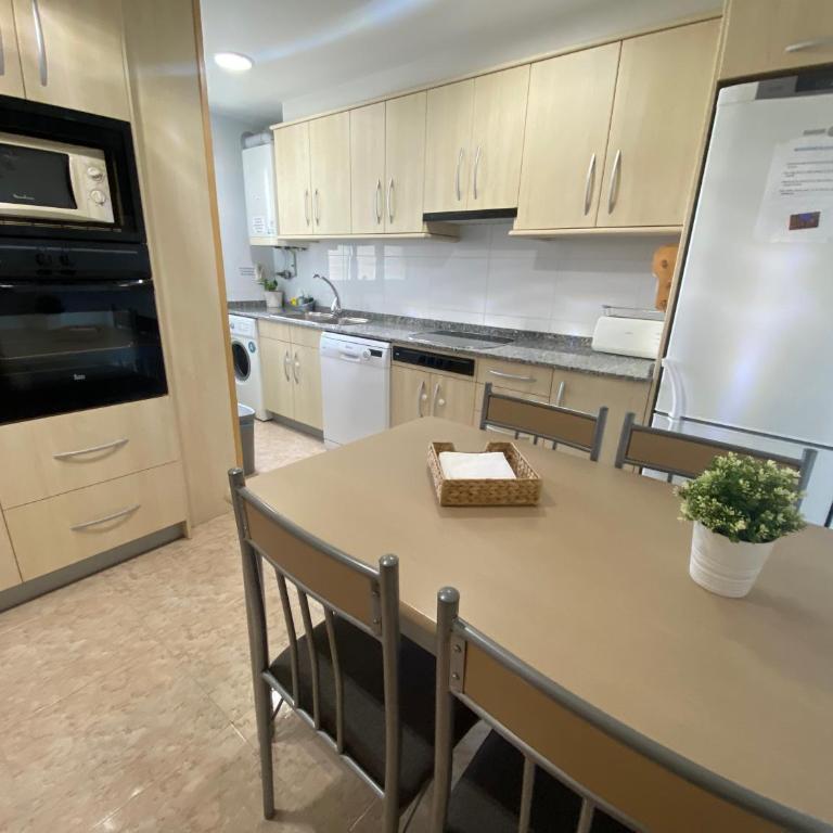 Apartamento Cinca Pirineo en Aínsa - Three-Bedroom Apartment - 23