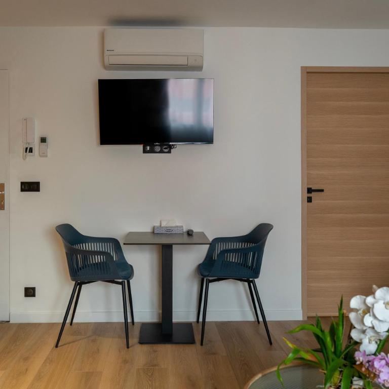Superbe Appartement - Centre Mandelieu - Apartment with City View - 20