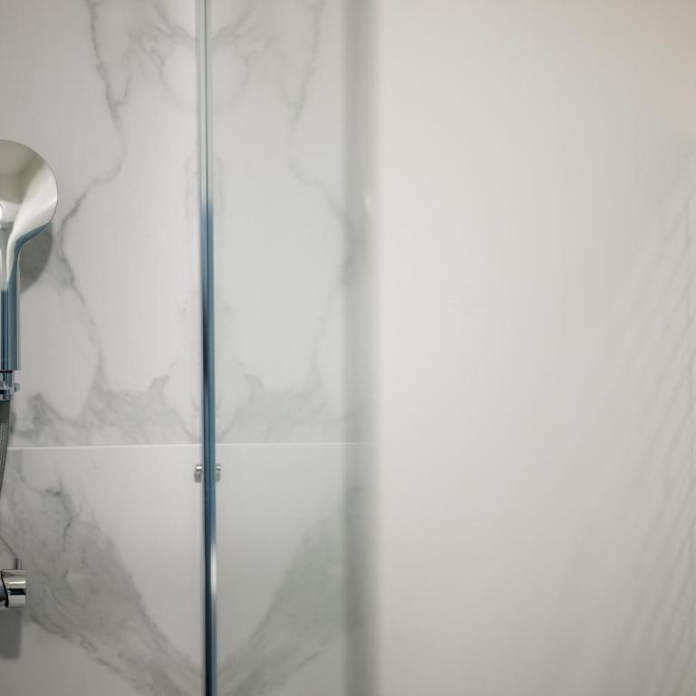 Airguest Pianella Rooms - Camera Tripla Comfort - 4