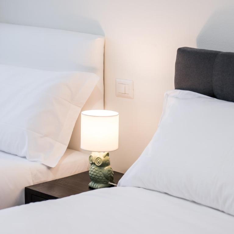 Airguest Pianella Rooms - Camera Tripla Comfort - 11