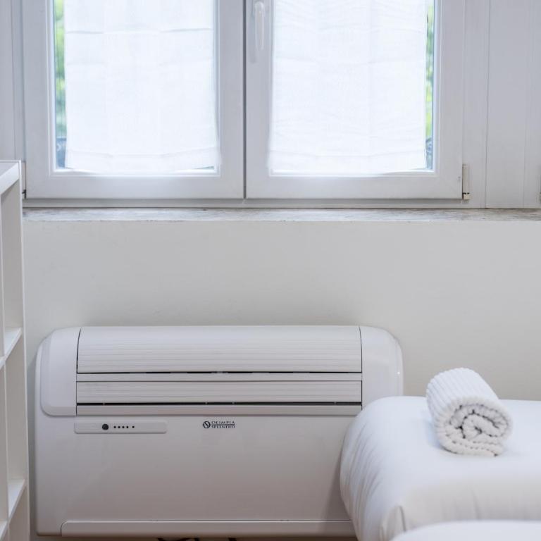 Airguest Pianella Rooms - Camera Tripla Comfort - 14