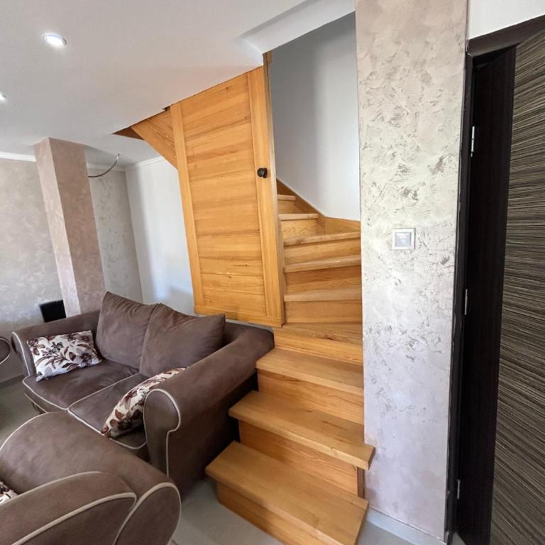 Apartmani Planinska Idila - Three-Bedroom Apartment - High Floor - 20