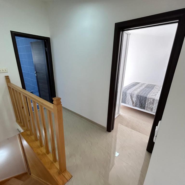 Apartmani Planinska Idila - Three-Bedroom Apartment - High Floor - 21