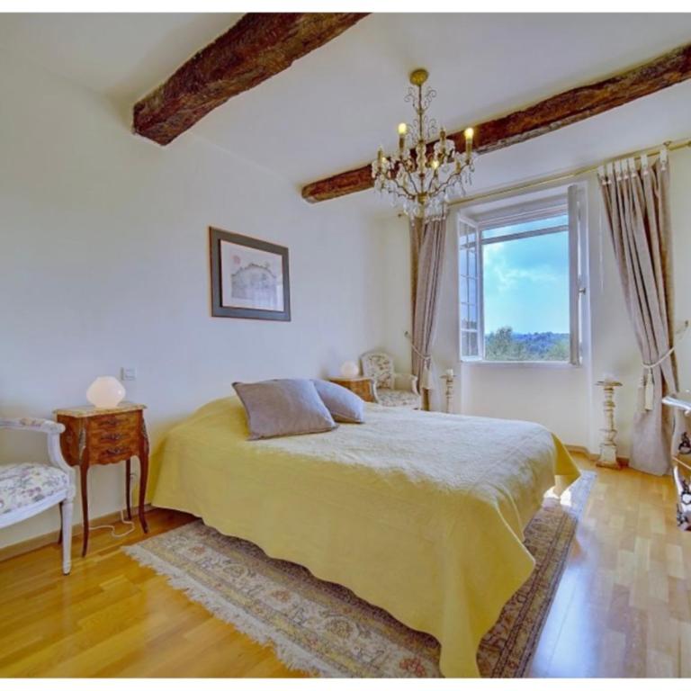 Olive tree garden villa with heated swimming pool and jacuzzi - Villa - 10