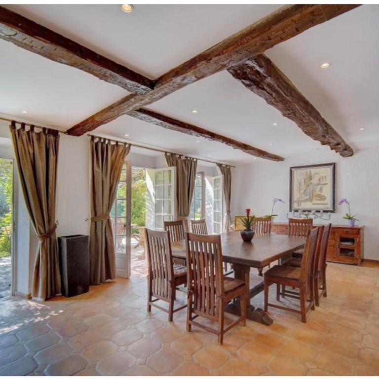 Olive tree garden villa with heated swimming pool and jacuzzi - Villa - 18