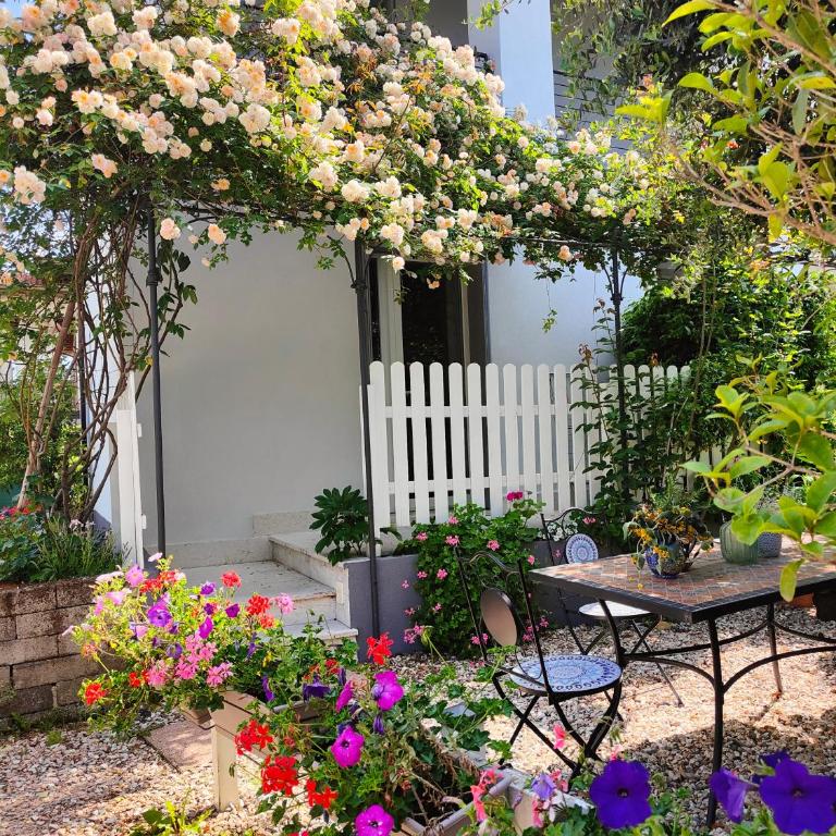 Villa Marianna Garda Lake - One-Bedroom Apartment - 9