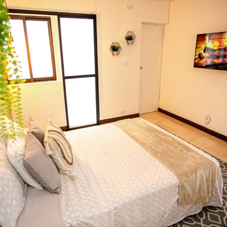 Hermoso apartaestudio - Laureles - Apartamento de 1 dormitorio - 2