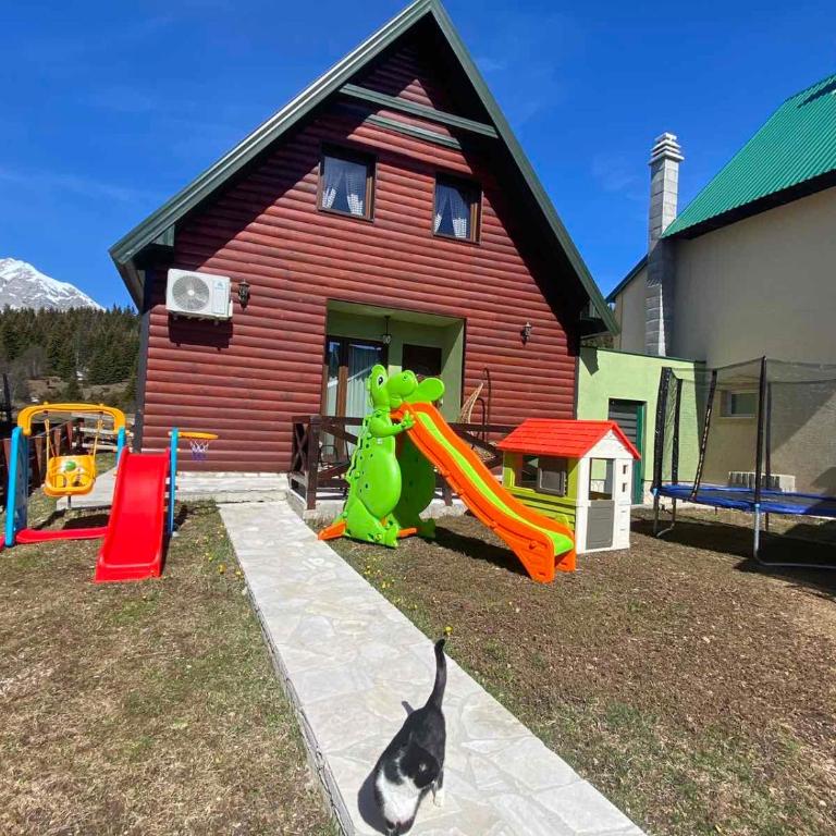 Holiday Homes Durmitorski Gaj - Kuća sa 3 Spavaće Sobe - 6