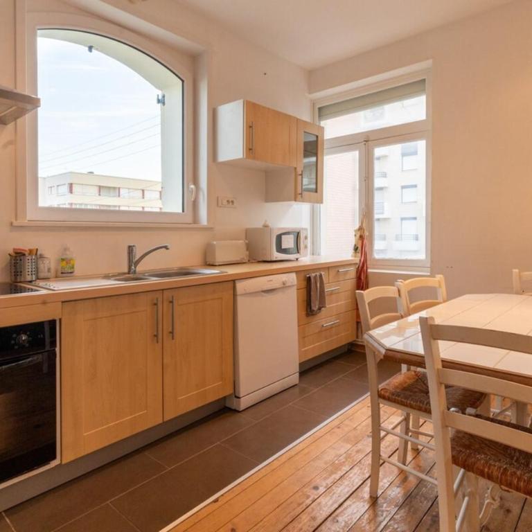 Appartement à deux pas de la plage pour 6 pers - Appartement - 5
