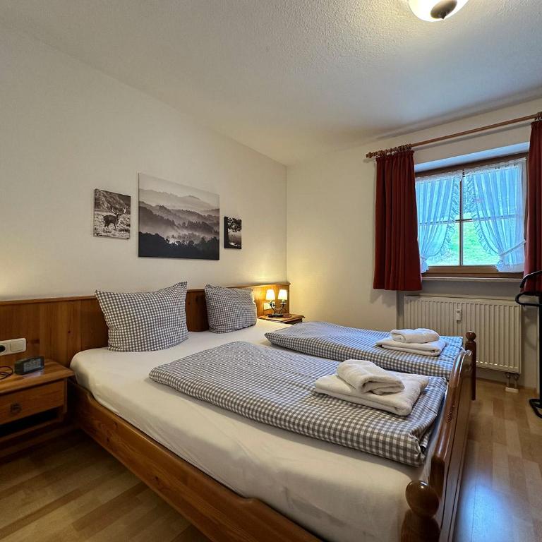 Landhaus Eibele - Apartment mit Balkon - 10