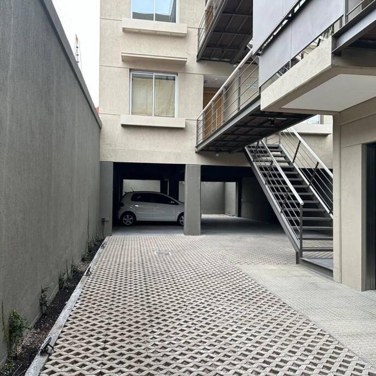 Luminoso Departamento A Estrenar en Quinta Sección - Apartamento de 1 dormitorio - 26