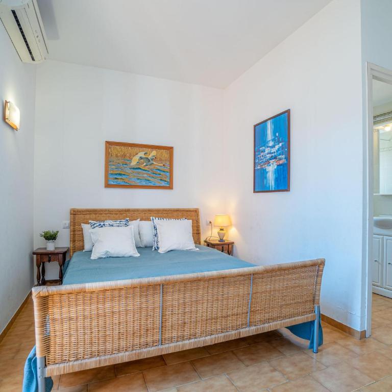 Apartamento con Terraza Grande y Piscina Cerca de la Playa - HISP-288-55 - Apartamento - 17