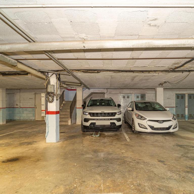 Apartamento con Terraza Grande y Piscina Cerca de la Playa - HISP-288-55 - Apartamento - 26