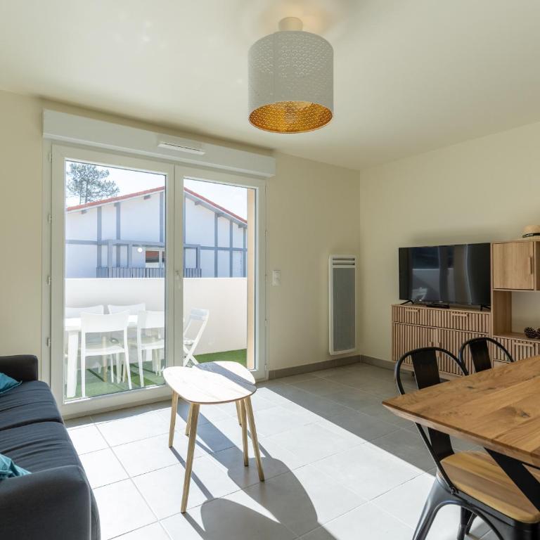 Appartement Neuf 3* à 2 Pas de l'Océan à Mimizan, 5 Pers, Balcon, Parking - FR-1-50-132 - Appartement - 3