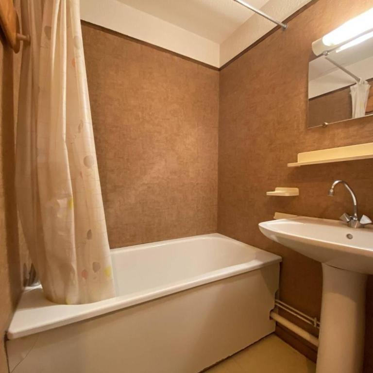 Studio cabine à Praz-sur-Arly - 4 personnes avec parking - Appartement 1 Chambre - 9