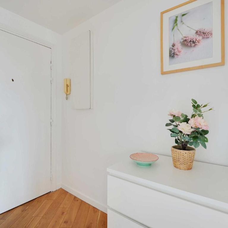 Bright modern studio for 2P - La Defense - Studio - 11