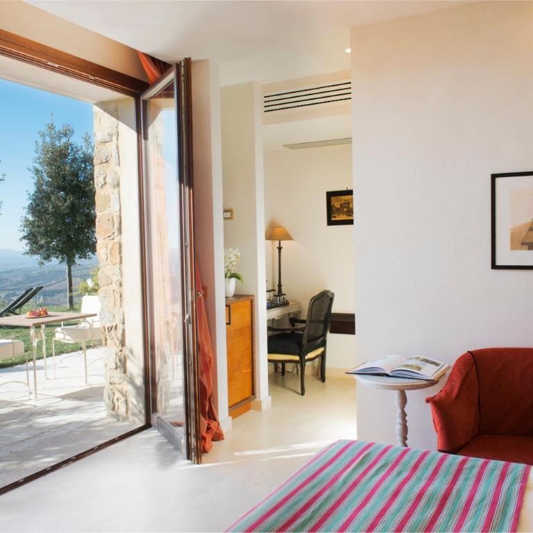 Castello di Velona Resort, Thermal SPA & Winery - Junior Suite con Terrazza - 1