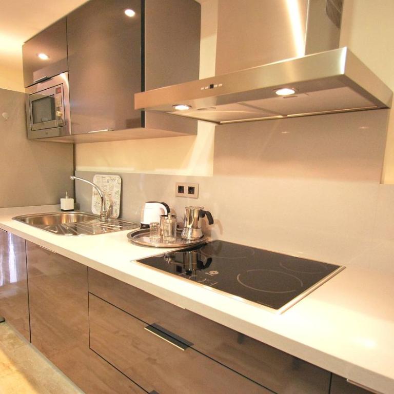 Apartamentos Living Sevilla Centro Maestranza - Apartamento Deluxe de 2 dormitorios - 4