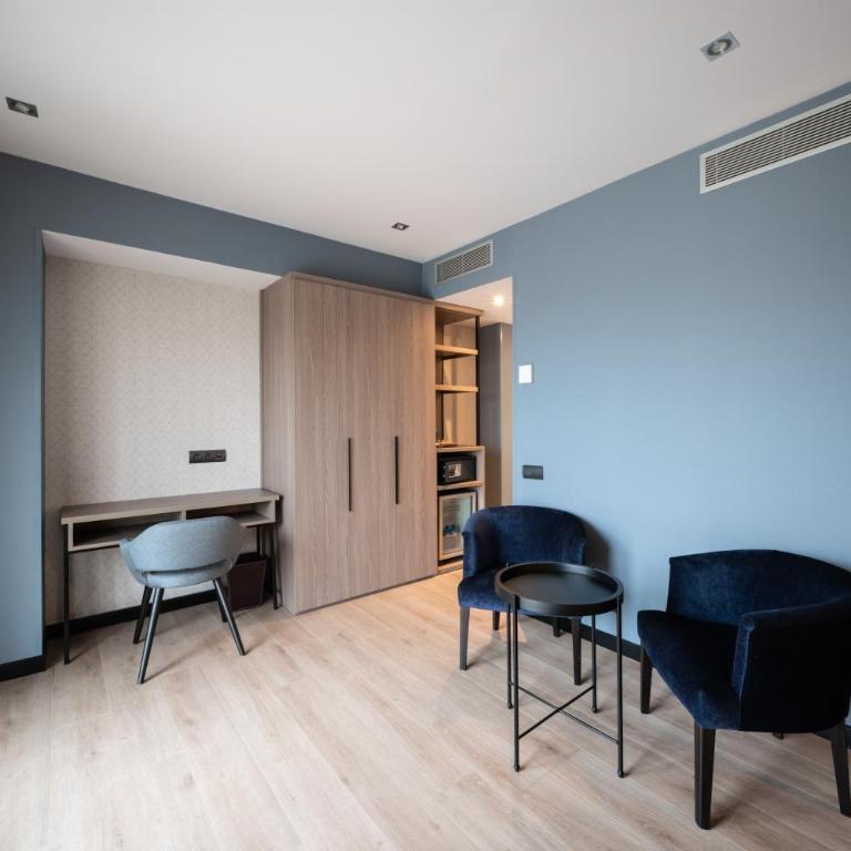 Catalonia Atenas - Double or Twin Room with Terrace and Spa Access - 7