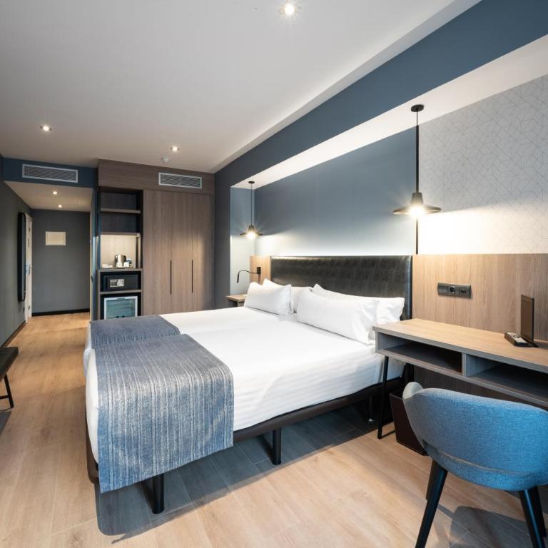 Catalonia Atenas - Double or Twin Room with Terrace and Spa Access - 8