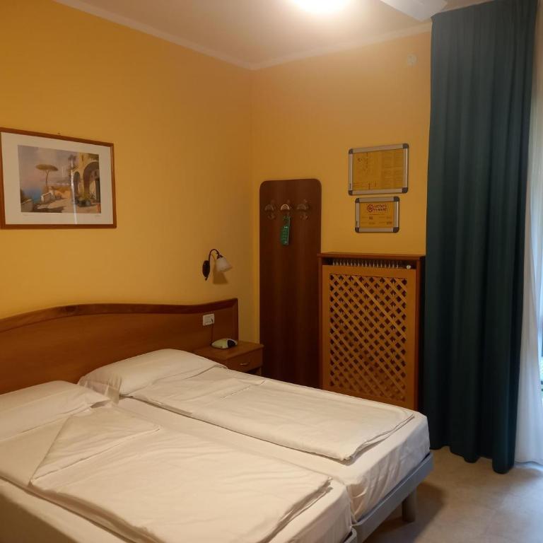 Hotel Florida - Economy Twin Room with Terrace - 2