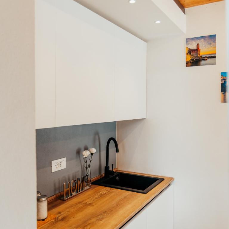 Alquadratorooms - Appartamento Loft con 2 Camere da Letto - 17