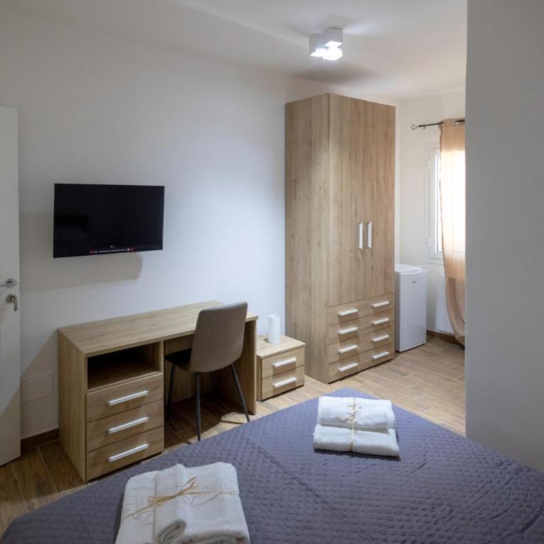 Elysium Affittacamere - Camera Matrimoniale con Bagno Privato - 7