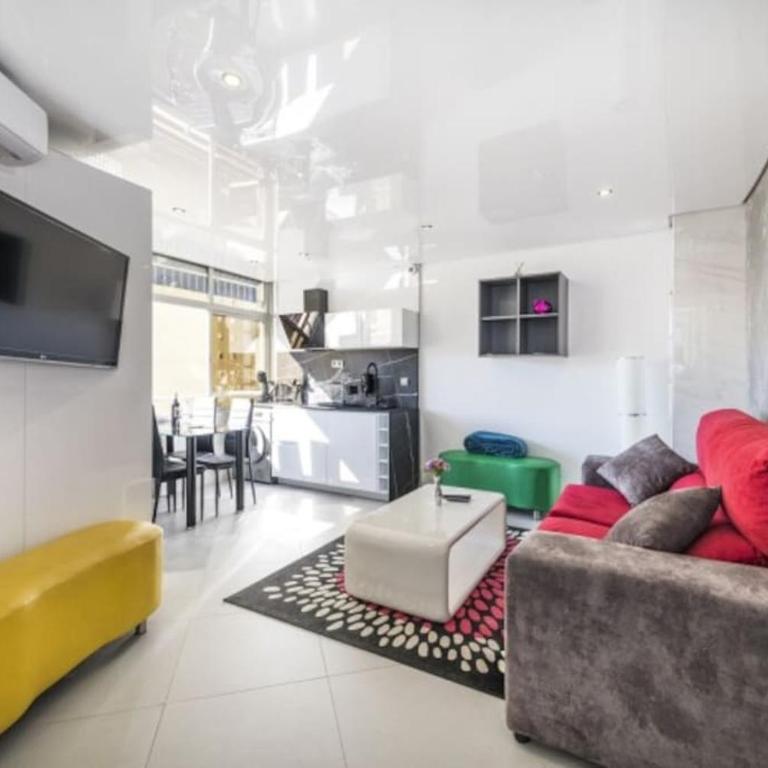 True Colours Apartment , City Center Torremolinos BY NAMASTE ELITE - Apartamento de 1 dormitorio - 31
