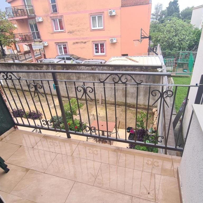 Apartments Bulatović - Komfor Studio s Terasom - 10