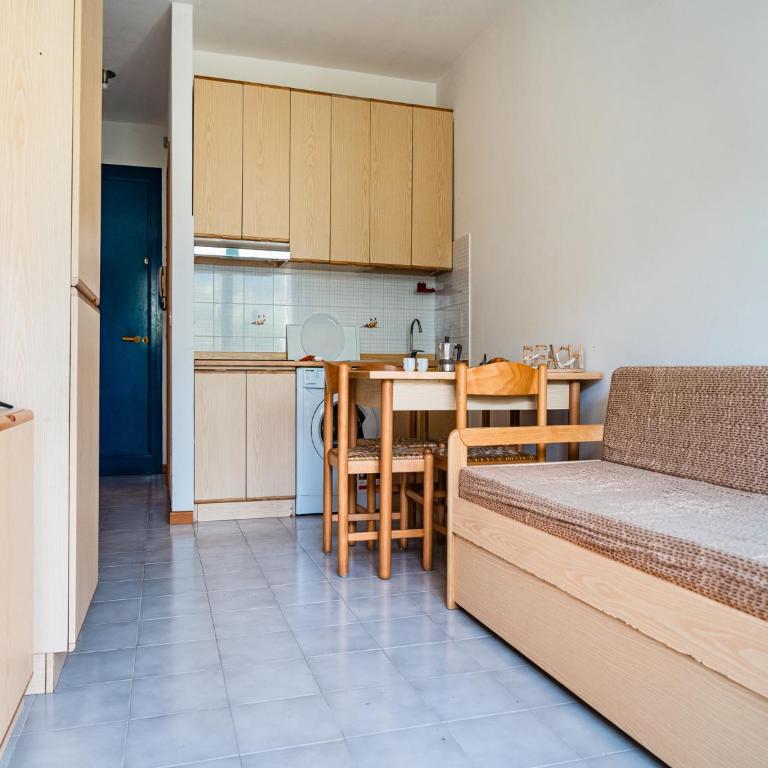 Cozy apartment with sunny terrace in Bibione - Apartment - 14