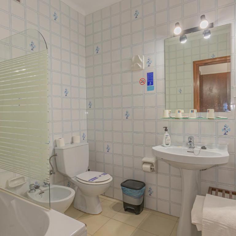 Hotel Tres Jotas Conil - Habitación Triple - 3