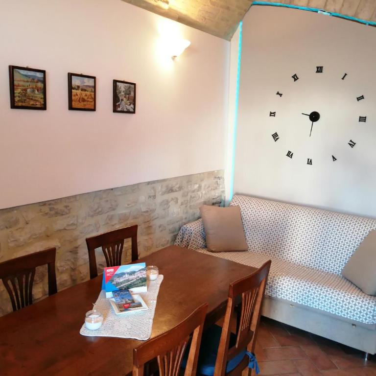 Piazza Matteotti 10 - Appartamento con 1 Camera da Letto - 14