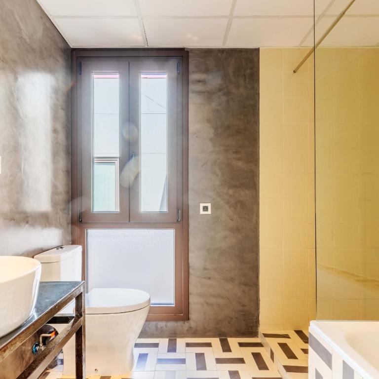 Apolo en Madrid - Alojamiento de 2 dormitorios con 1 baño y terraza III - 9