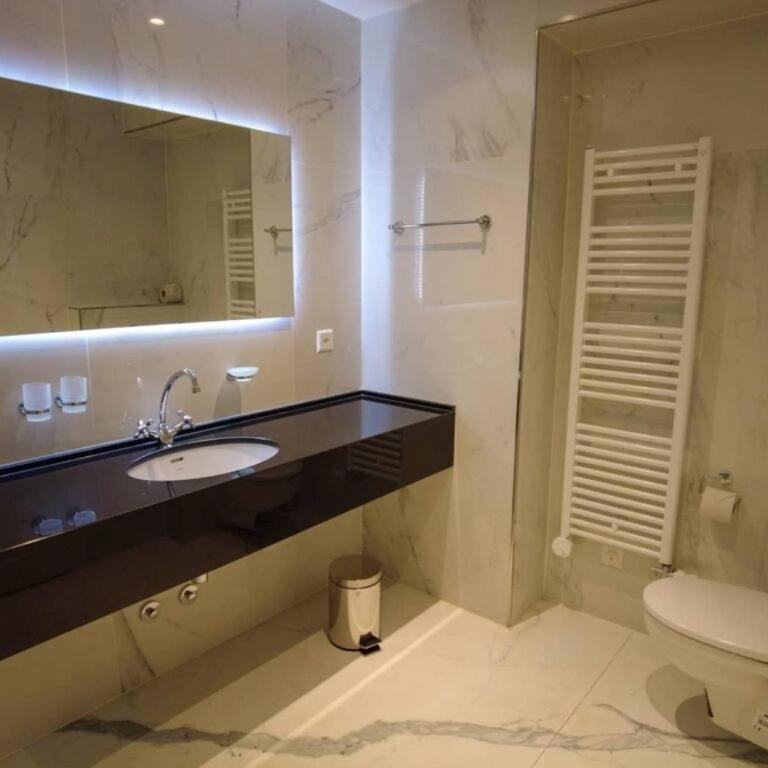 Scuol Palace - Culture, Nature & Health - Familiensuite - 1