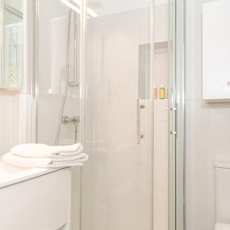 30m2 climatisés dans le village - Appartement 1 Chambre - 4