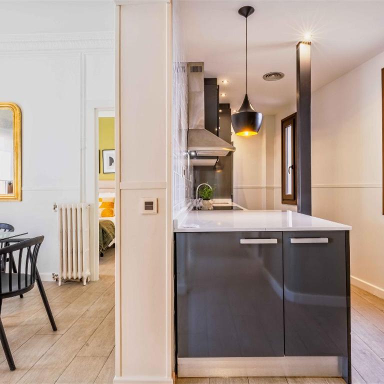Apolo en Madrid - Apartamento de 3 dormitorios VIII - 6