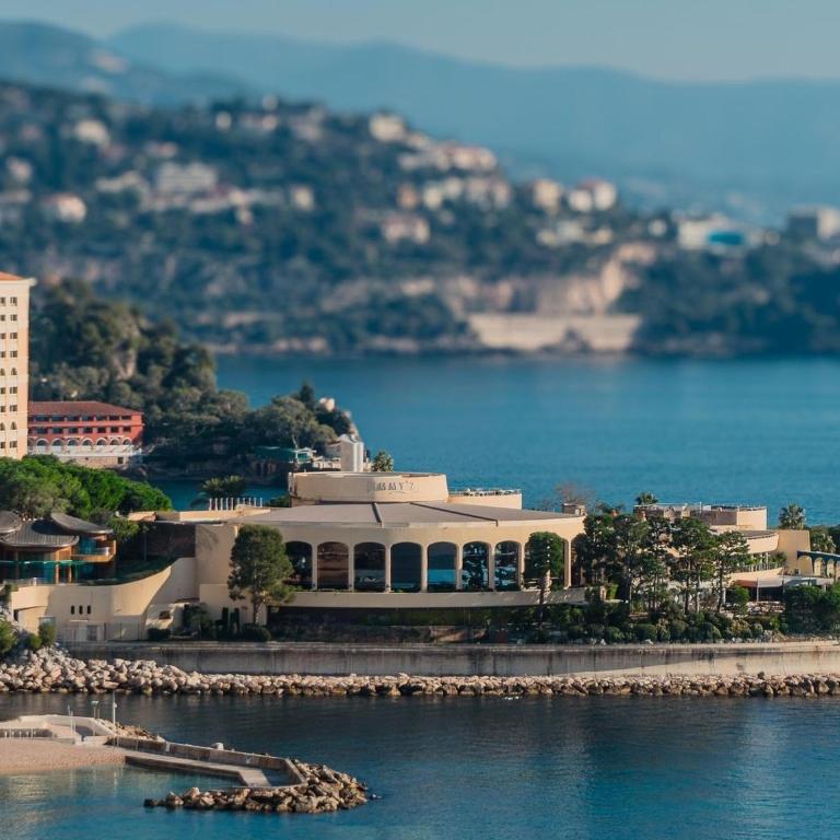 1 meter from Monaco. 5 min by elevators to Larvotto beach. - Appartement 1 Chambre - 15