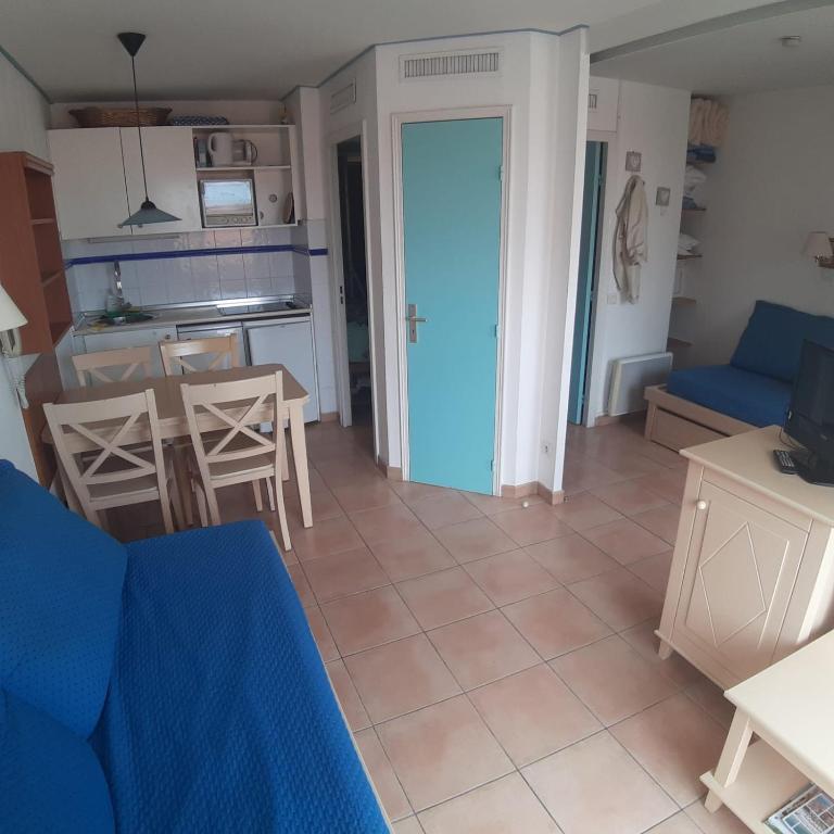 Joli 2 pièces vue mer Parking Clim 50m plage - Appartement 2 Chambres - 11