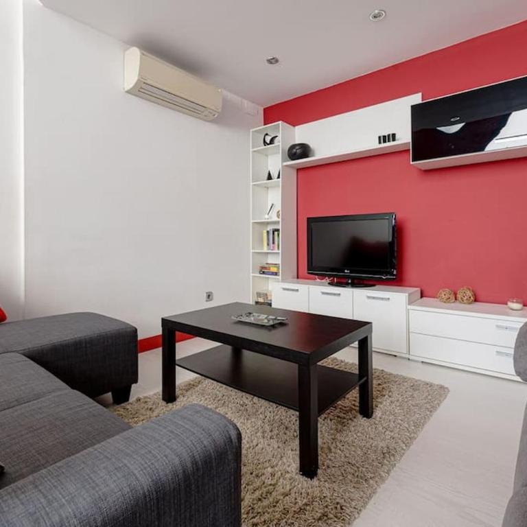 Atractive duplex next to Retiro Park - L4 - Two-Bedroom Apartment - 14