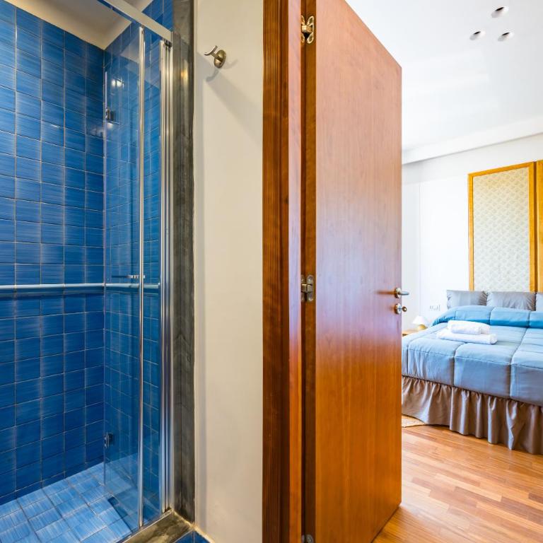 Chiave di Fuga by NapoliApartments - Camera Tripla con Vista Mare - 11