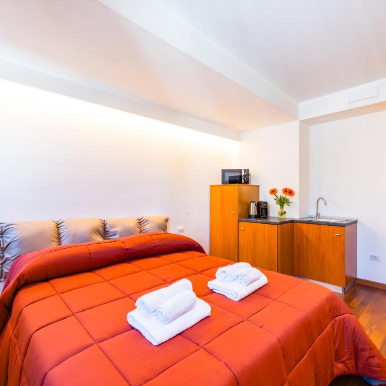 Chiave di Fuga by NapoliApartments - Camera Matrimoniale Piccola - 8