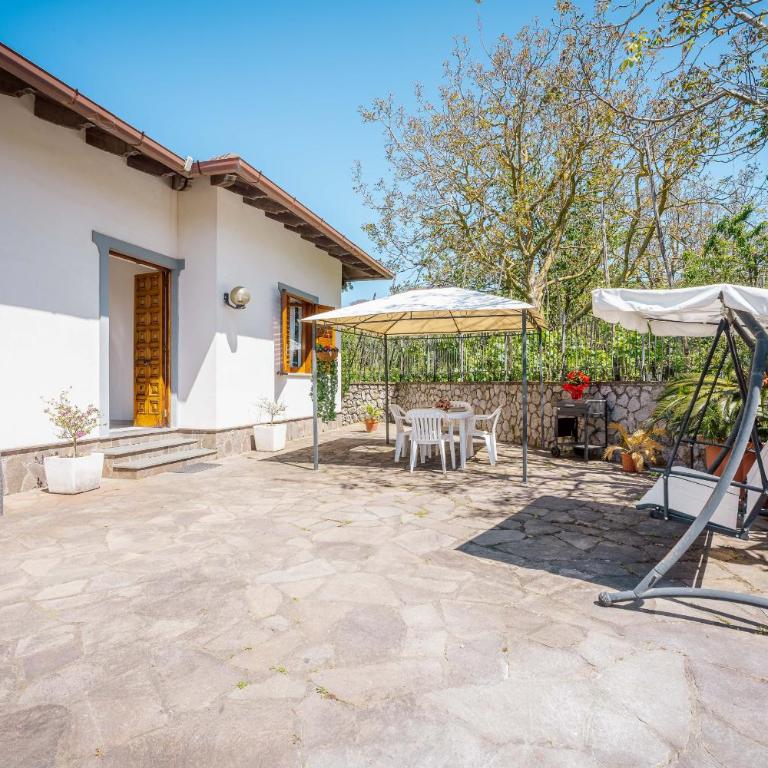 Villa Barby with garden and pool - Villa - 9