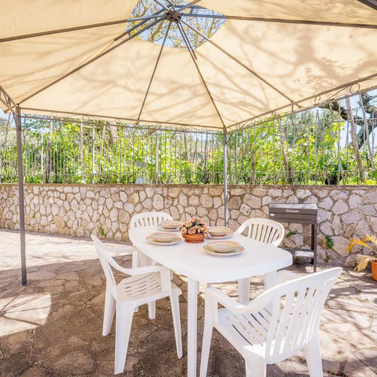 Villa Barby with garden and pool - Villa - 32