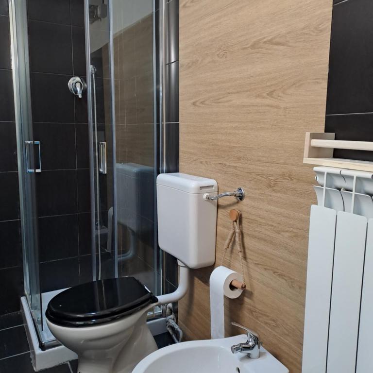 Liberty house - One-Bedroom Apartment - 13