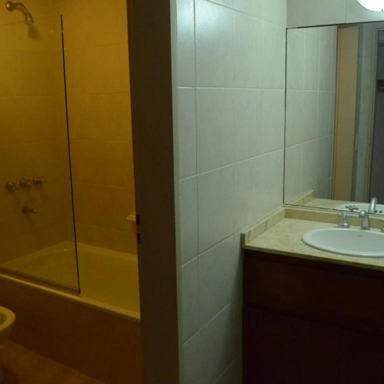 Depto 4 Pax con cochera centrico - Apartamento de 2 dormitorios - 13