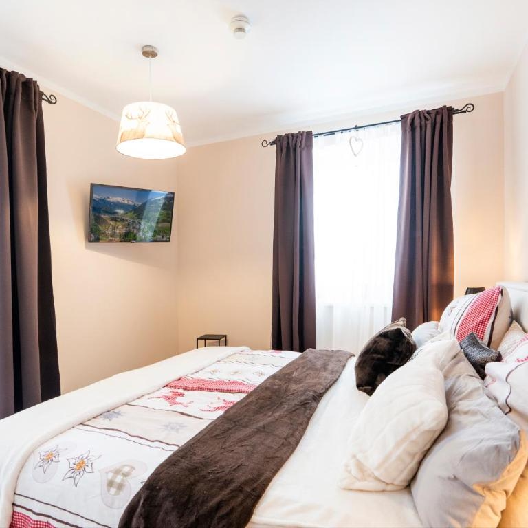 Exclusiv Panorama Spa DAS SCHILLER - Three-Bedroom Superior Apartment - 6