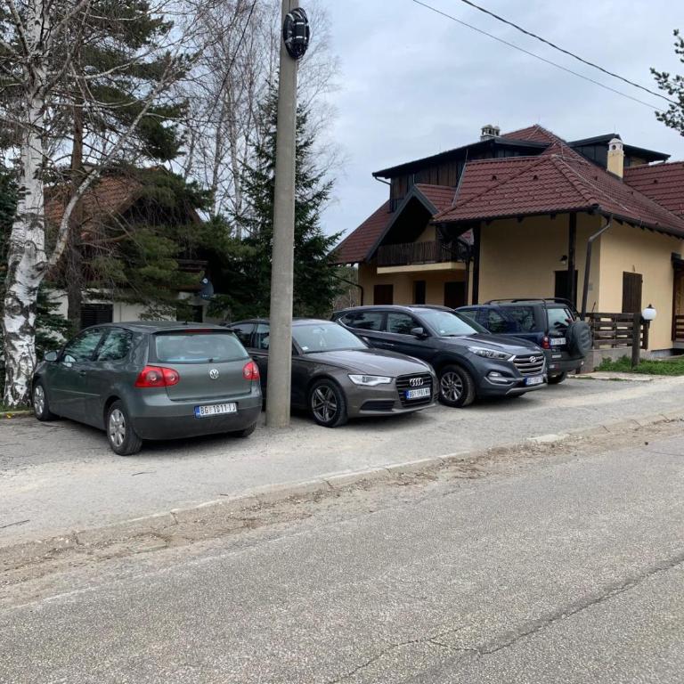 Šumska kuća Divčibare - Apartman sa 2 Spavaće Sobe - 6