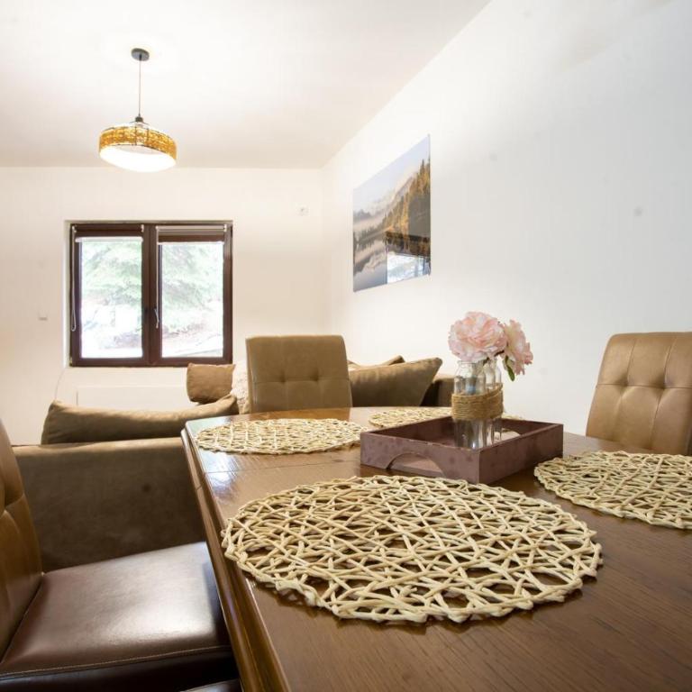 Šumska kuća Divčibare - Apartman sa 2 Spavaće Sobe - 13